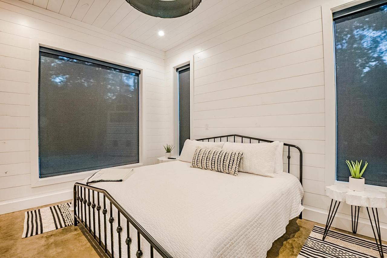 "The Barndo" 4Br Luxury Cabin, Hot Tub, Fire Pit, Bunks, Arcades, Playhouse! Broken Bow Extérieur photo