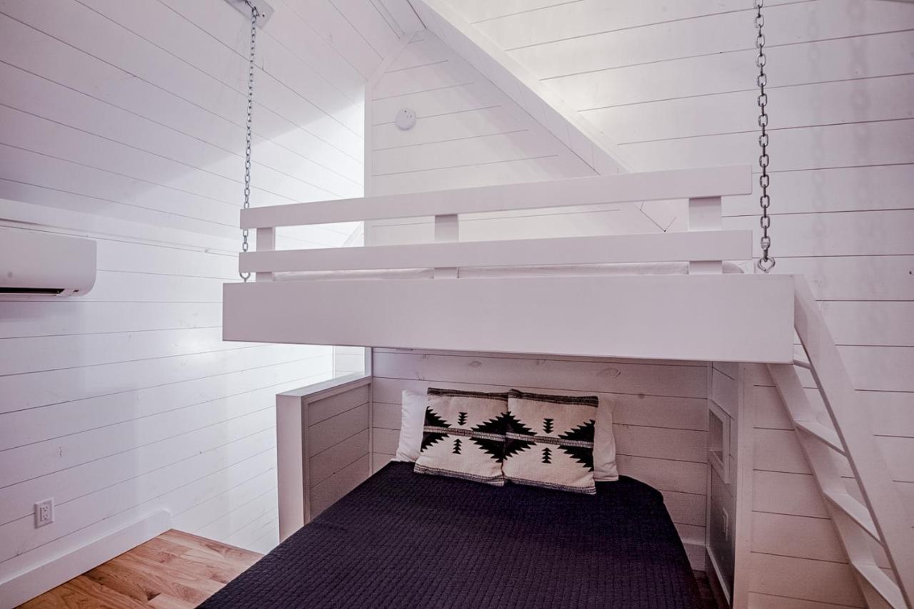 "The Barndo" 4Br Luxury Cabin, Hot Tub, Fire Pit, Bunks, Arcades, Playhouse! Broken Bow Extérieur photo