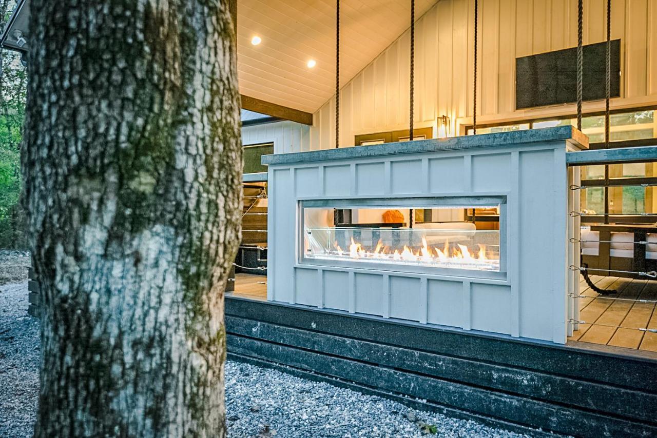 "The Barndo" 4Br Luxury Cabin, Hot Tub, Fire Pit, Bunks, Arcades, Playhouse! Broken Bow Extérieur photo