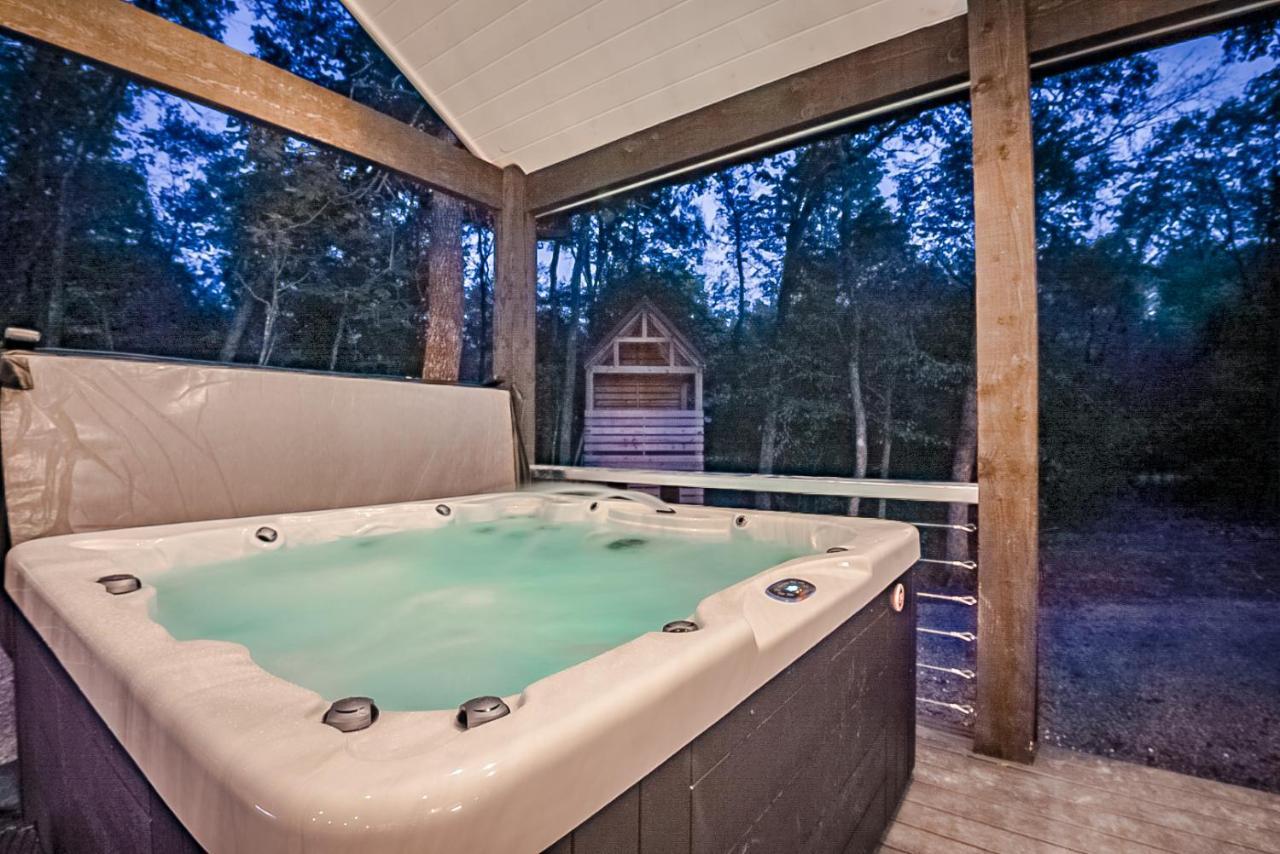 "The Barndo" 4Br Luxury Cabin, Hot Tub, Fire Pit, Bunks, Arcades, Playhouse! Broken Bow Extérieur photo